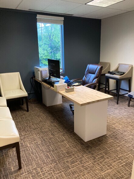 More Photos Of 6440 Flying Cloud Dr, Eden Prairie Office For Lease