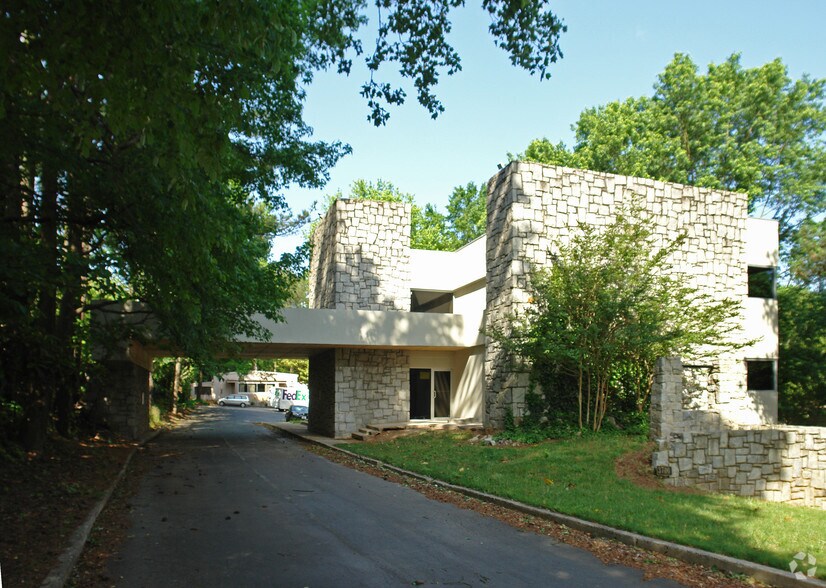 More Photos Of 3700 Longview Dr, Chamblee Loft Creative Space For Sale