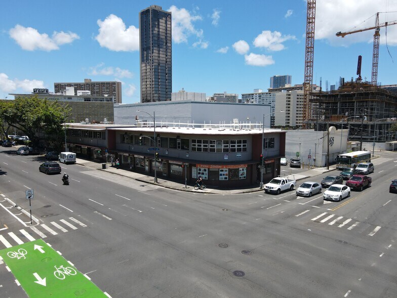 More Photos Of 1413-1427 King St, Honolulu Unknown For Lease