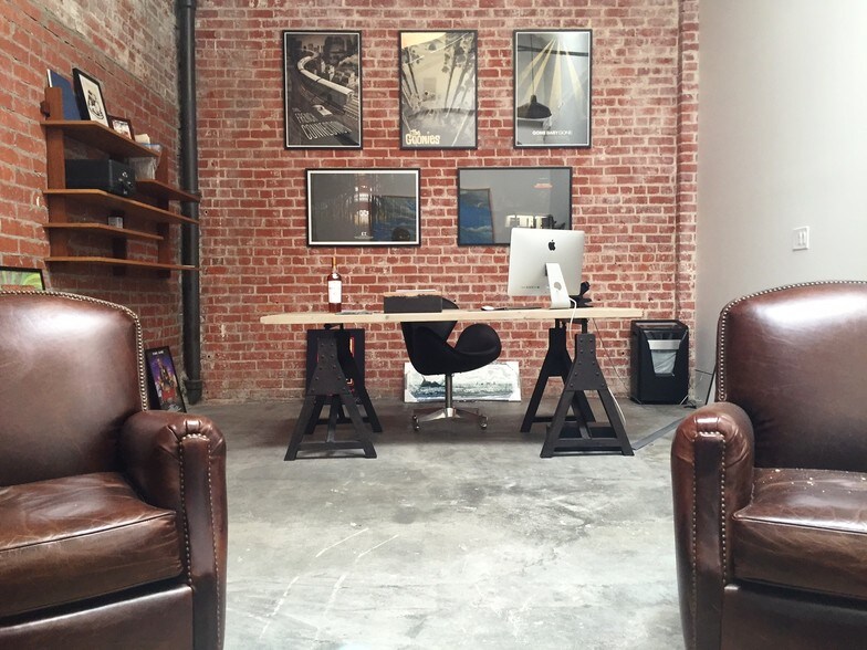 More Photos Of 1010-1012 N Highland Ave, Los Angeles Light Manufacturing For Lease