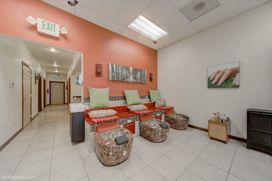 More Photos Of 118 E Lake St, Medical Lake Storefront Retail Office For Sale