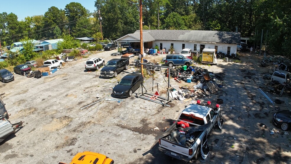 More Photos Of 2794 Metropolitan Pky SW, Atlanta Auto Repair For Sale
