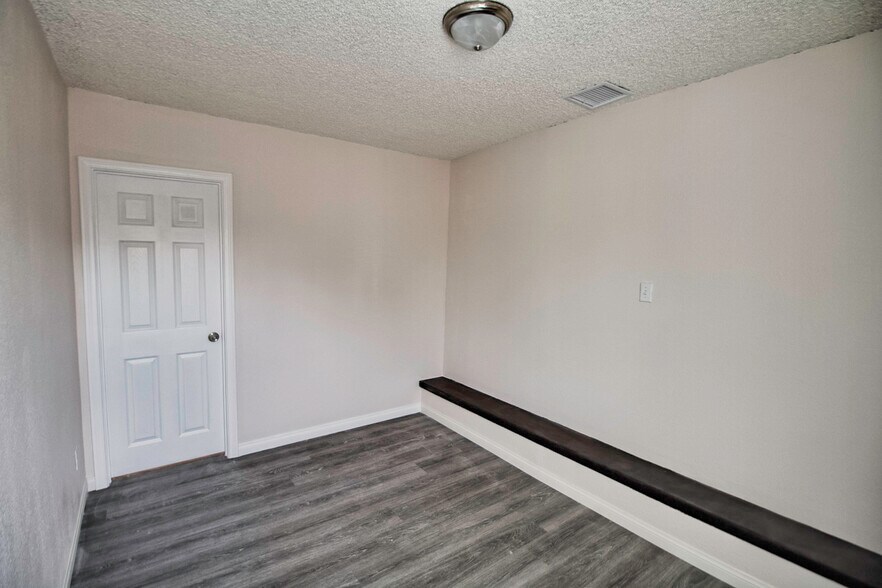 More Photos Of 13649 Foxley Dr, Whittier Apartments For Sale