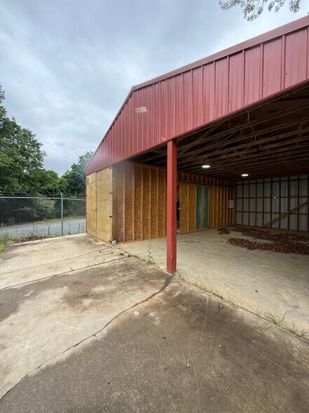 More Photos Of 5610 Morgan Mill Rd, Monroe Industrial For Sale