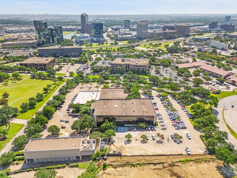 More Photos Of 4545 Fuller Dr, Irving Office Residential For Lease