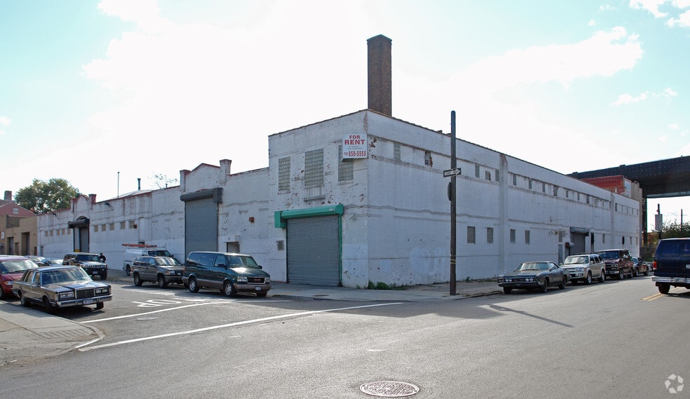 More Photos Of 69 2nd Ave, Brooklyn Warehouse For Lease