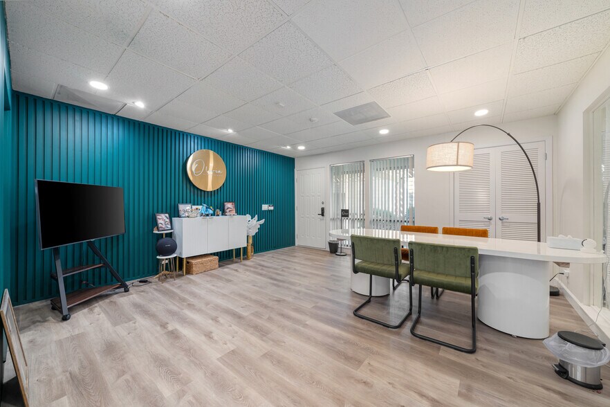 More Photos Of 7509 Madison Ave, Citrus Heights Medical For Sale