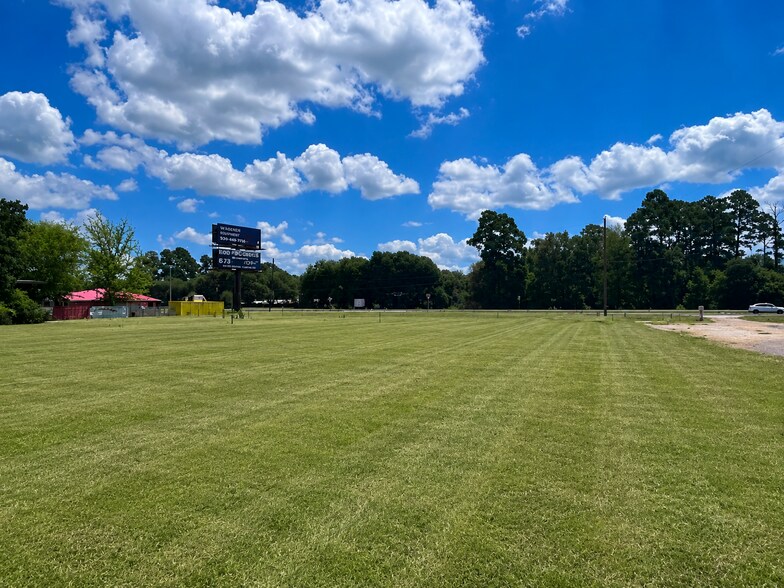More Photos Of 7952 S US Highway 59, Nacogdoches Industrial For Sale