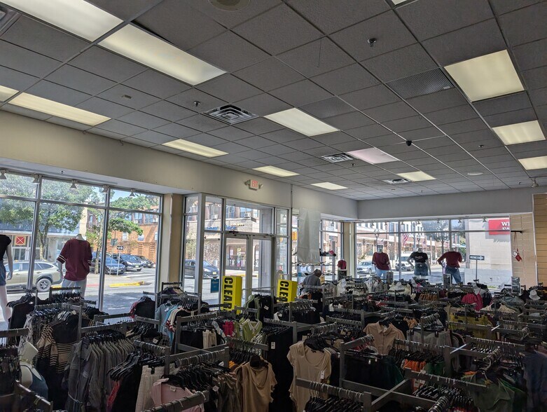 More Photos Of 494 Broadway, Bayonne Storefront For Lease