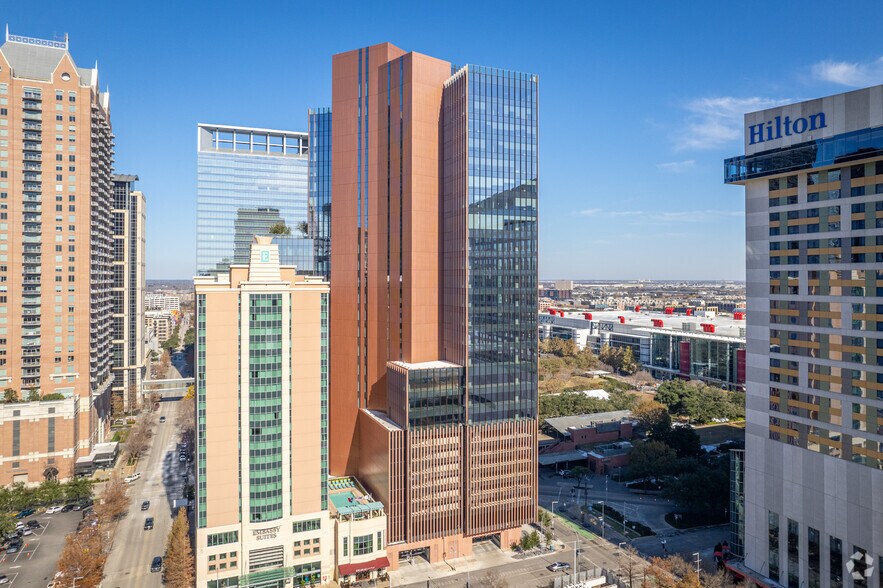 More Photos Of 1550 Lamar St, Houston Office For Lease