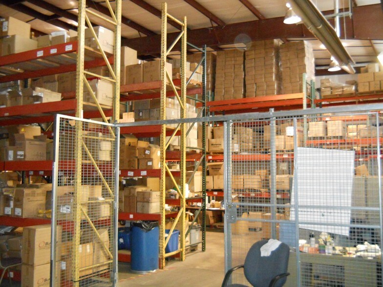 More Photos Of 2030 Summer St, Hammond Warehouse For Sale