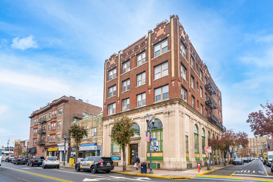 More Photos Of 440 60th St, West New York Apartments For Lease