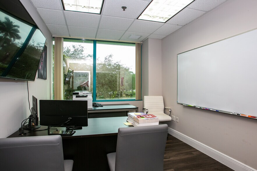 More Photos Of 2690 Weston Rd, Weston Office For Lease