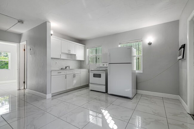 More Photos Of 426 NW 14th Ave, Fort Lauderdale Apartments For Sale