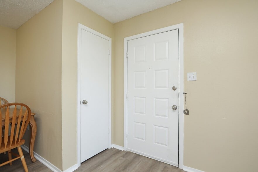 More Photos Of 2910 Old Lane City Rd, Wharton Apartments For Sale