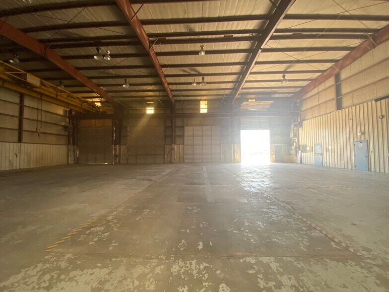 More Photos Of 4003 S County Road 1294, Odessa Warehouse For Lease