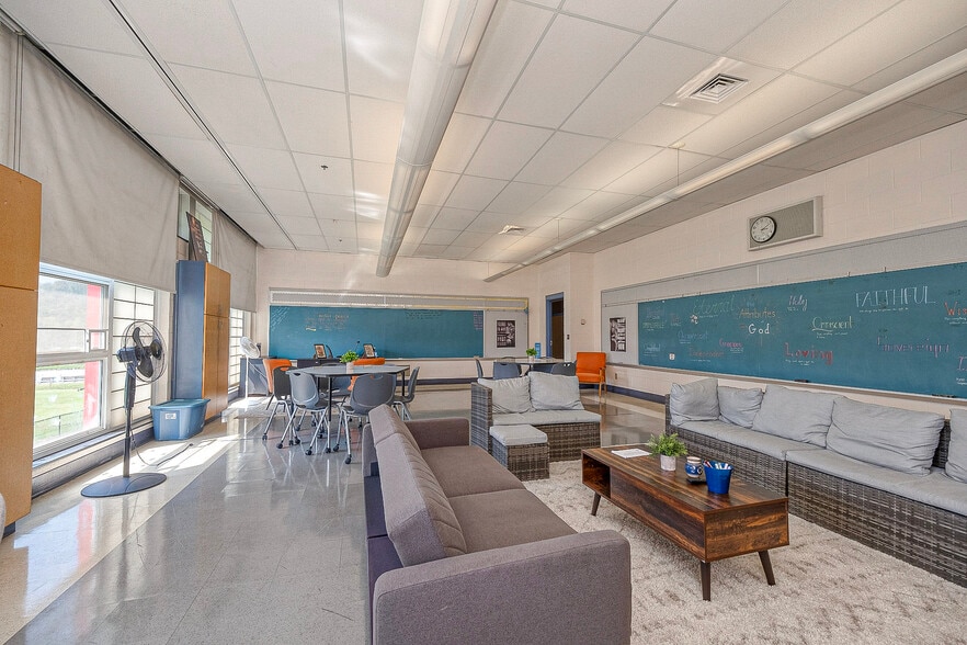 More Photos Of 255 Third St, New Kensington Schools For Sale