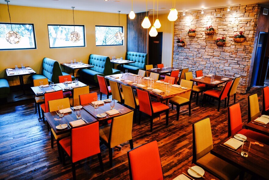 More Photos Of , Spicewood General Retail For Sale