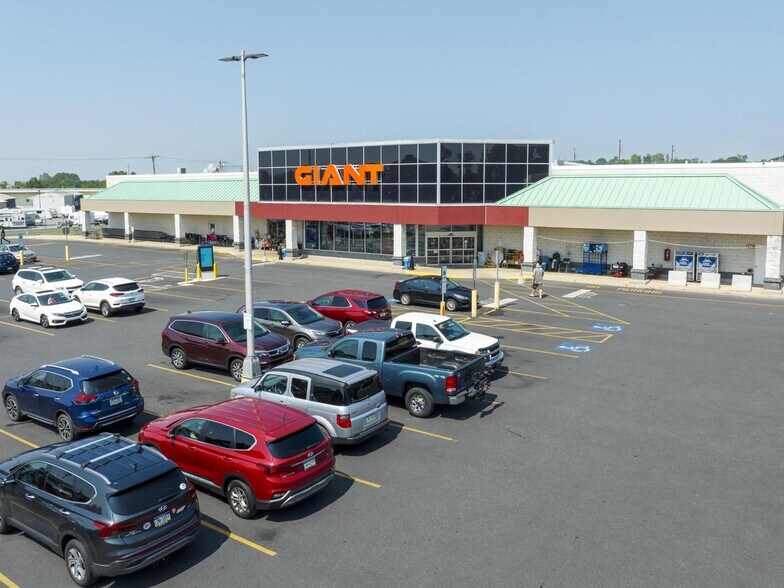 More Photos Of 481 W Penn Ave, Cleona Unknown For Lease