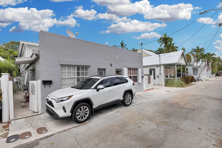 More Photos Of 912 Pohalski St, Key West Multifamily For Sale