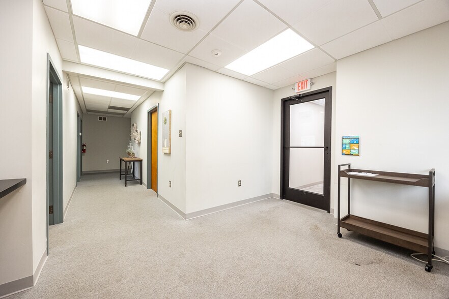 More Photos Of 728 Springdale Dr, Exton Office For Lease