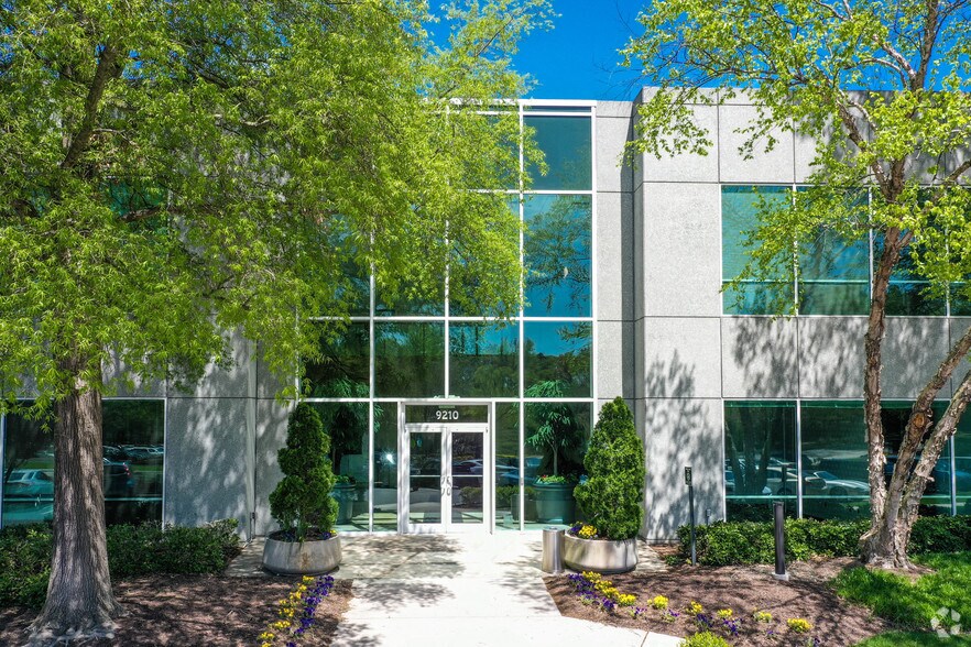 More Photos Of 9210 Arboretum Pky, Richmond Office For Lease