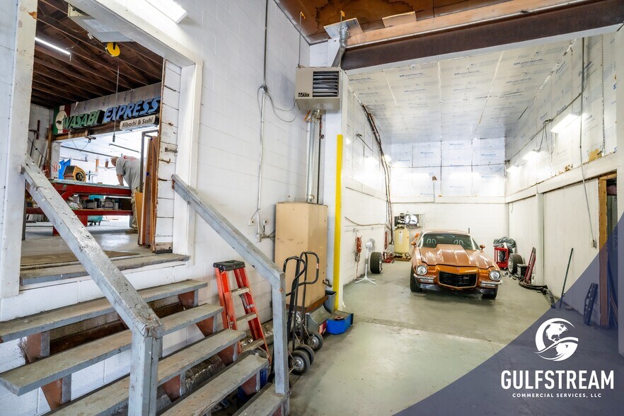 More Photos Of 1201 Hall St, Owensboro Specialty For Sale