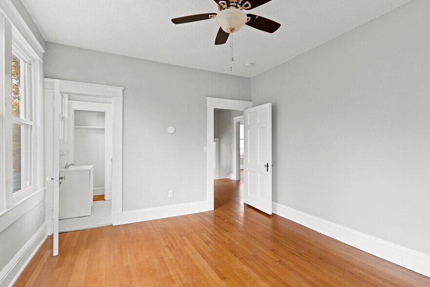 More Photos Of 181 N Fairview Ave, Spartanburg Apartments For Sale