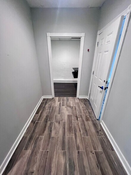 More Photos Of 2223 8th St, Tuscaloosa Office For Lease