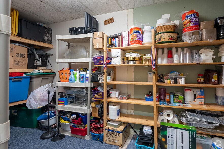 More Photos Of 1624-1642 Puente Ave, Baldwin Park Unknown For Lease