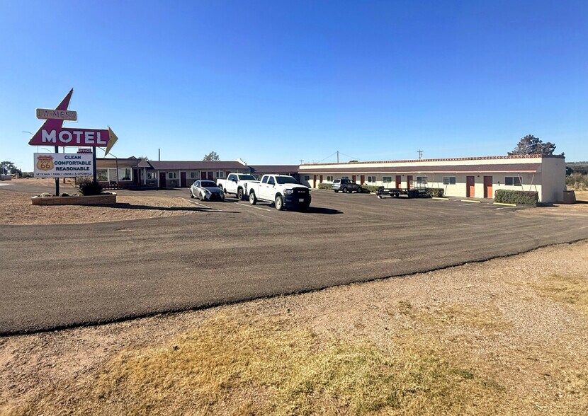 More Photos Of 2383 Route 66, Santa Rosa Hotel For Sale