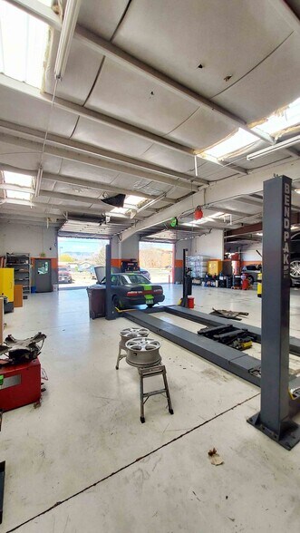 More Photos Of 3608-3612 Betty Dr, Colorado Springs Light Manufacturing For Sale
