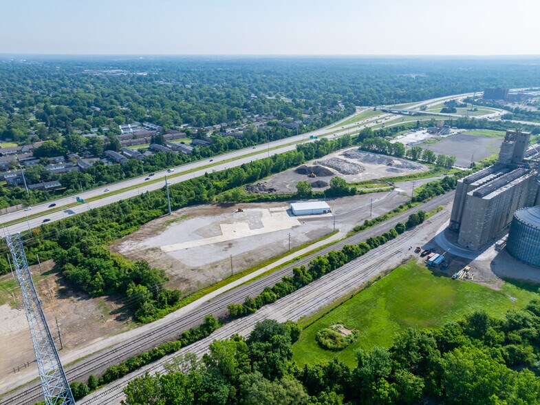 More Photos Of 4100 Truro Station Service Rd, Columbus Manufacturing For Sale