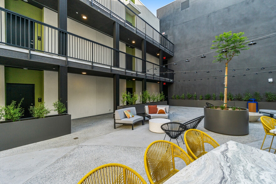 More Photos Of 1559 N Santa Fe Ave, Vista Apartments For Sale