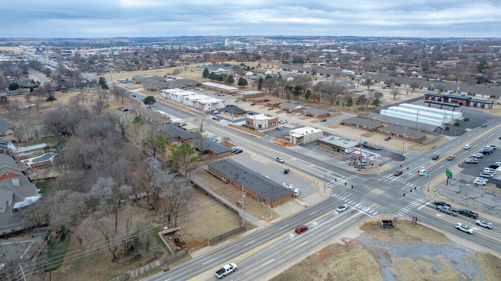 More Photos Of 1108 N Washington St, Weatherford Medical For Sale
