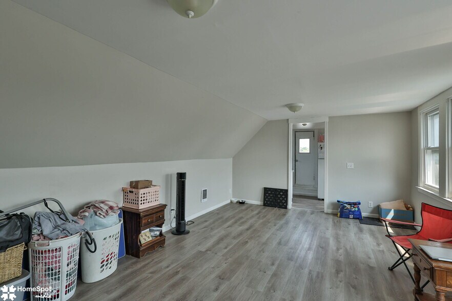 More Photos Of 1337 Washington St, Easton Multifamily For Sale