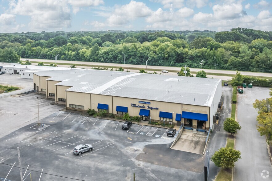 More Photos Of 4957 Summer Ave, Memphis General Retail For Lease