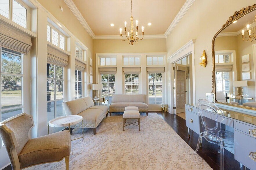 More Photos Of 5656 Nelson Rd, Lake Charles Unknown For Lease