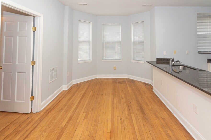 More Photos Of 2445 Lakeview Ave, Baltimore Apartments For Sale