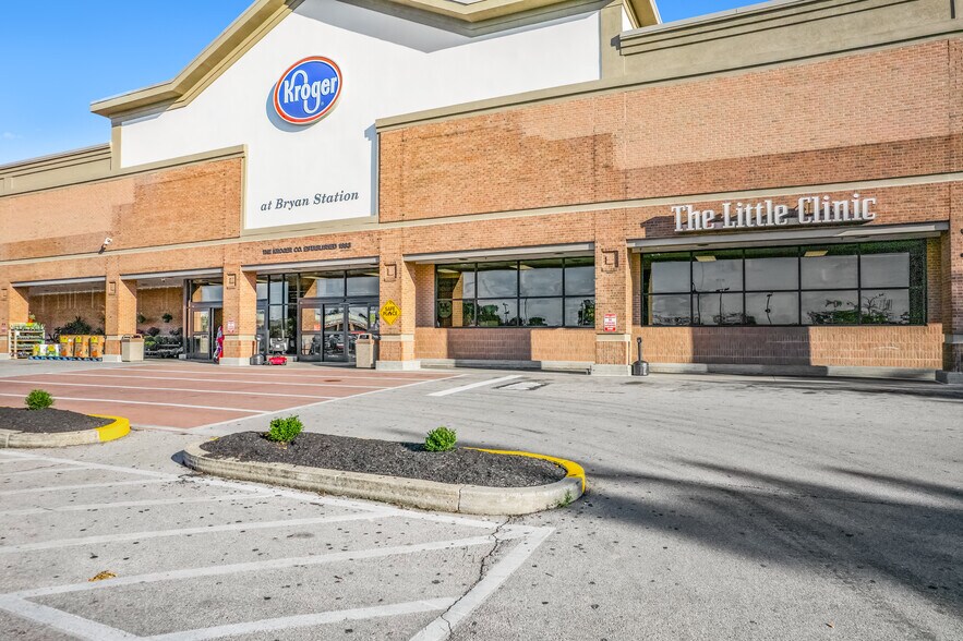 More Photos Of 1650-1680 Bryan Station Rd, Lexington Unknown For Lease