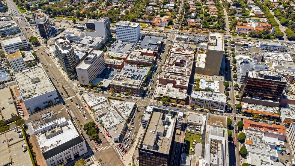 More Photos Of 9625-9647 Brighton Way, Beverly Hills Storefront Retail Office For Lease