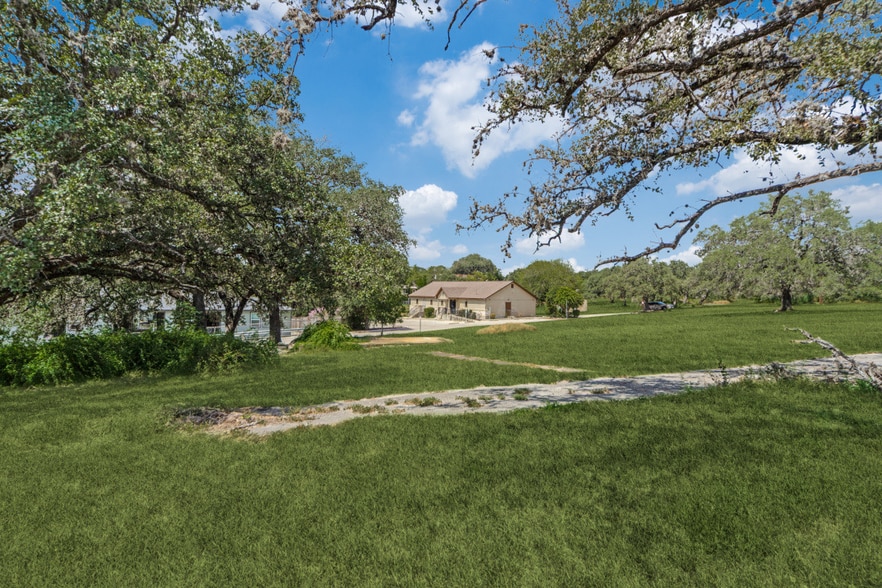 More Photos Of 6139 Ingram Rd, San Antonio Religious Facility For Sale