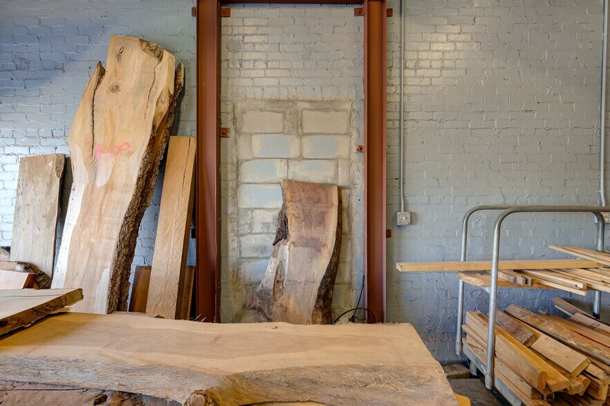 More Photos Of 1615 N Portland Ave, Oklahoma City Warehouse For Sale