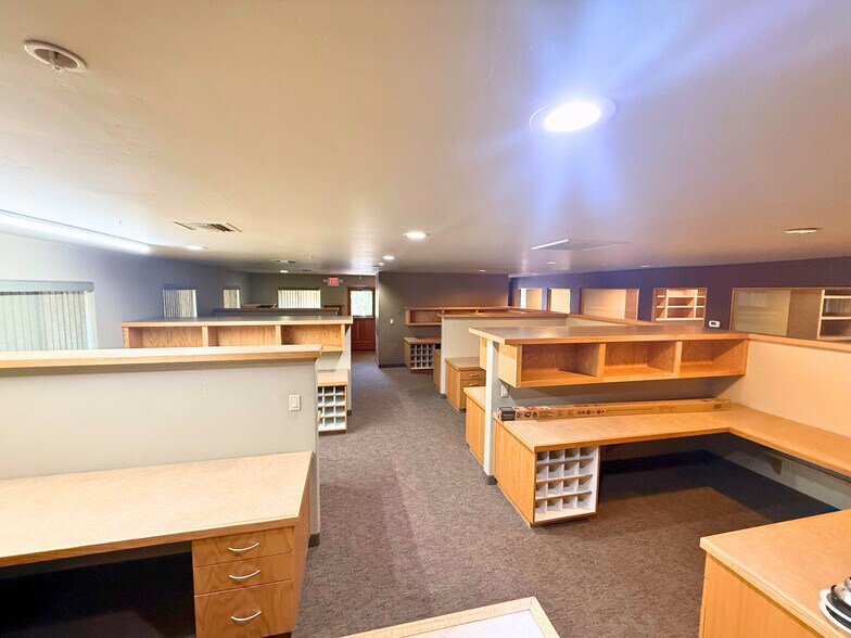 More Photos Of 75 Kallof Pl, Sedona Medical For Lease