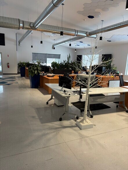 More Photos Of 5735 Bella Rosa Blvd, Independence Township Office For Lease