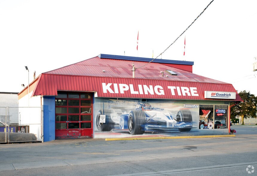 More Photos Of 837 Kipling Ave, Toronto Service For Lease
