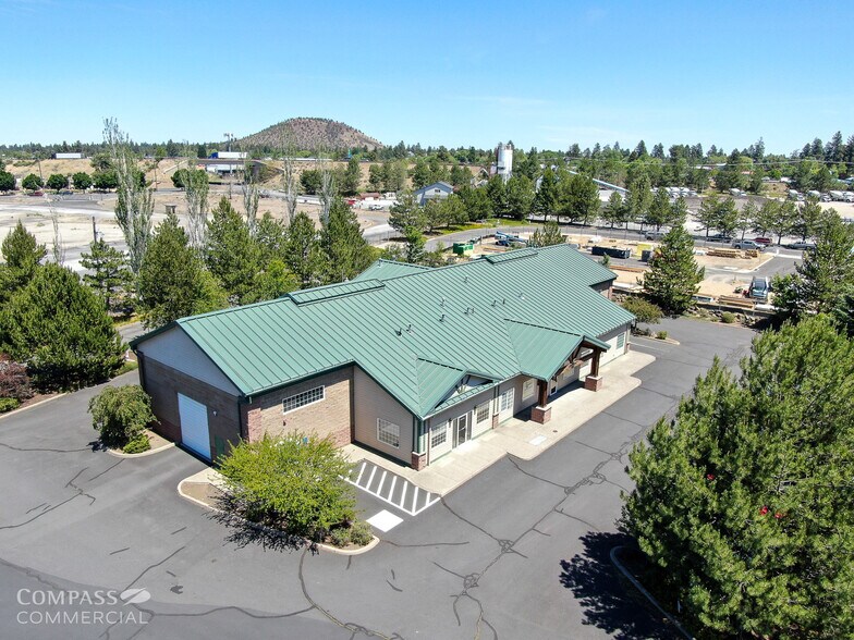 Primary Photo Of 150 SW Scalehouse Loop, Bend Light Manufacturing For Lease