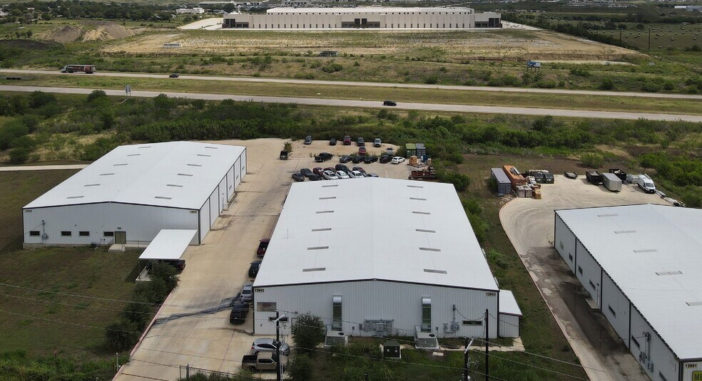 Primary Photo Of 12943 Wright Rd, Buda Warehouse For Lease