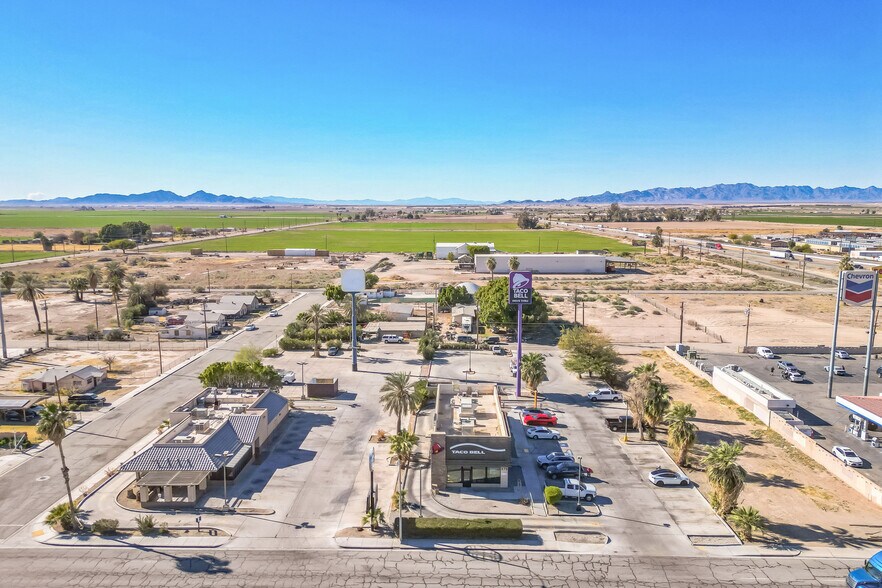 More Photos Of 379 S Lovekin Blvd, Blythe Fast Food For Sale