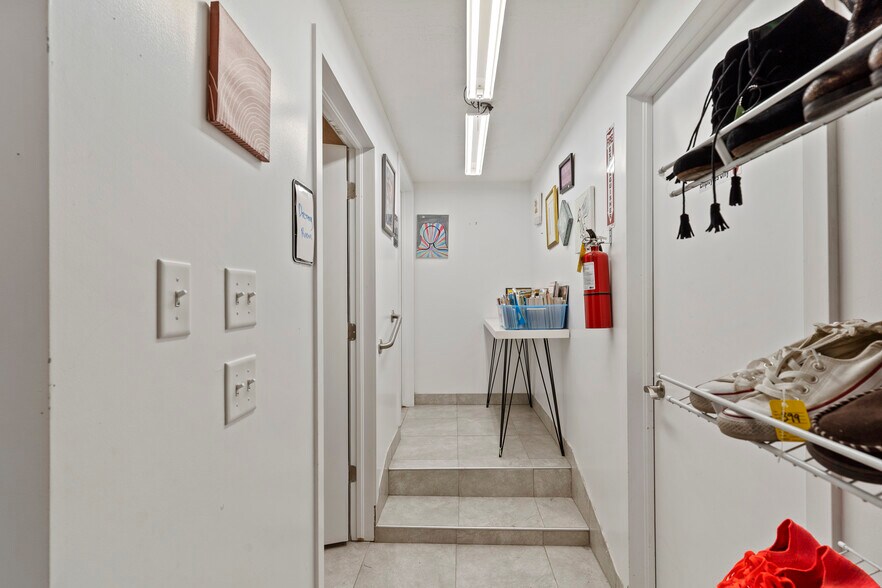 More Photos Of 2208-2212 S Washington blvd, Ogden Storefront Retail Office For Sale